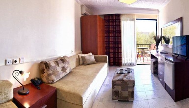 4* Village Mare Hotel